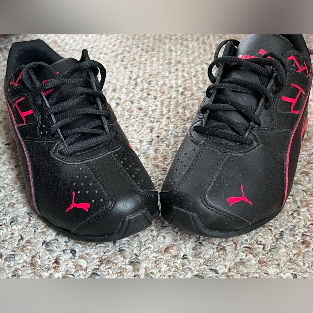 PUMA Soft Foam Sneakers